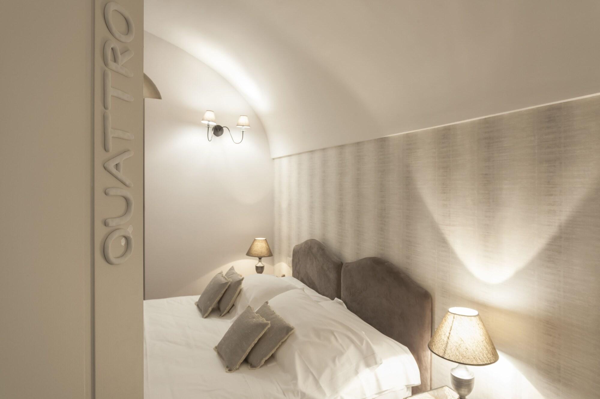 Don Serafino Historical Boutique Hotel 4*